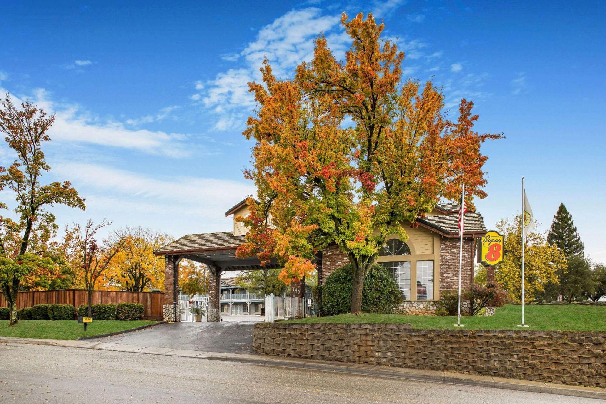 Super 8 By Wyndham Auburn Exterior foto